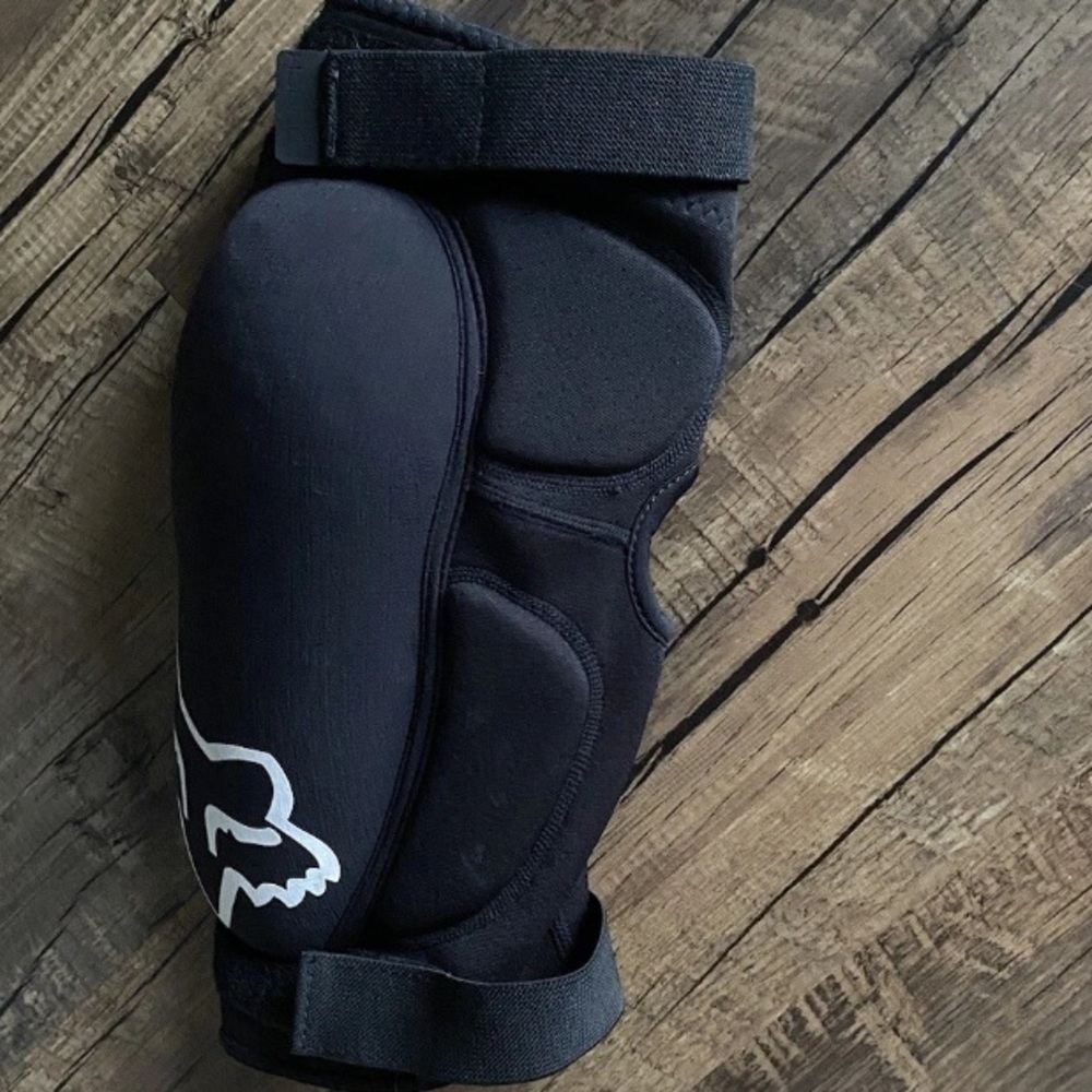 Fox Launch Pro Knee Pad - image 3